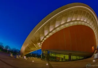 Bild: Schwangere Auster Berlin (Schwangere Auster Berlin)